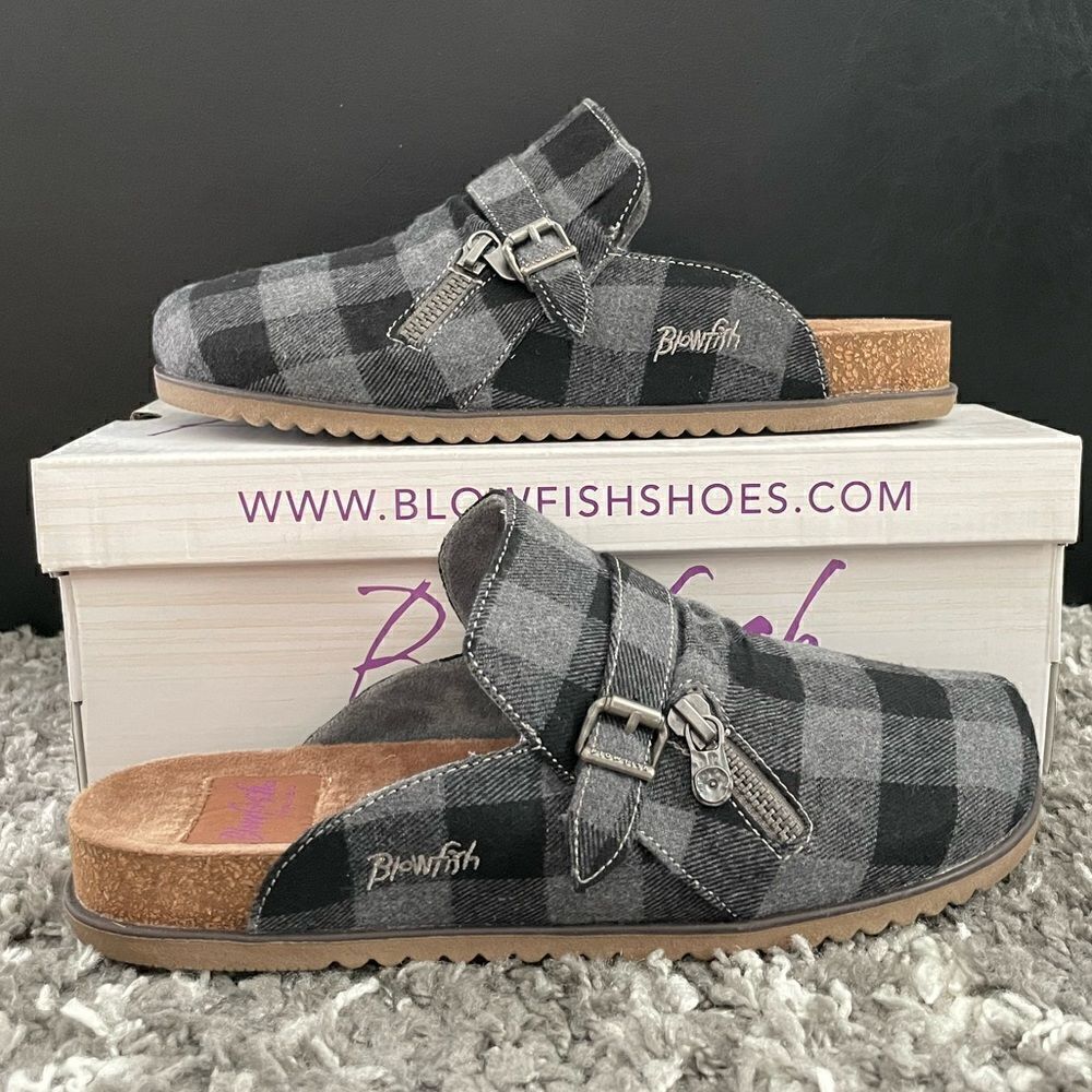NIB Blowfish Florah Clogs